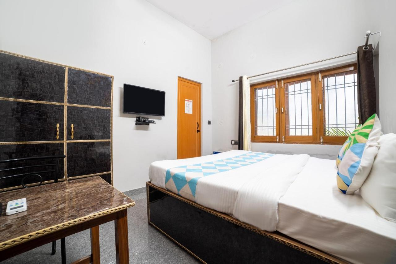 Hotel O Home Gautam Homestay Dehradun Ngoại thất bức ảnh