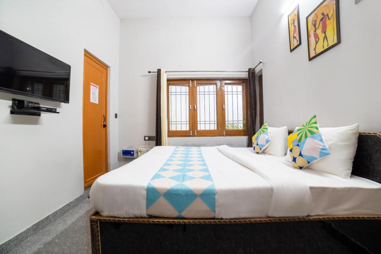 Hotel O Home Gautam Homestay Dehradun Ngoại thất bức ảnh