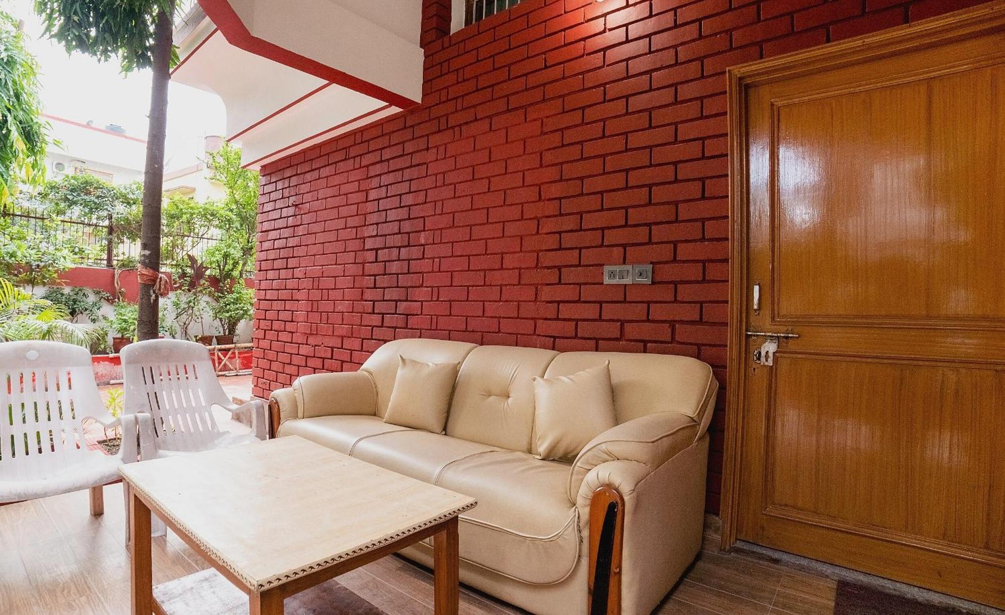 Hotel O Home Gautam Homestay Dehradun Ngoại thất bức ảnh