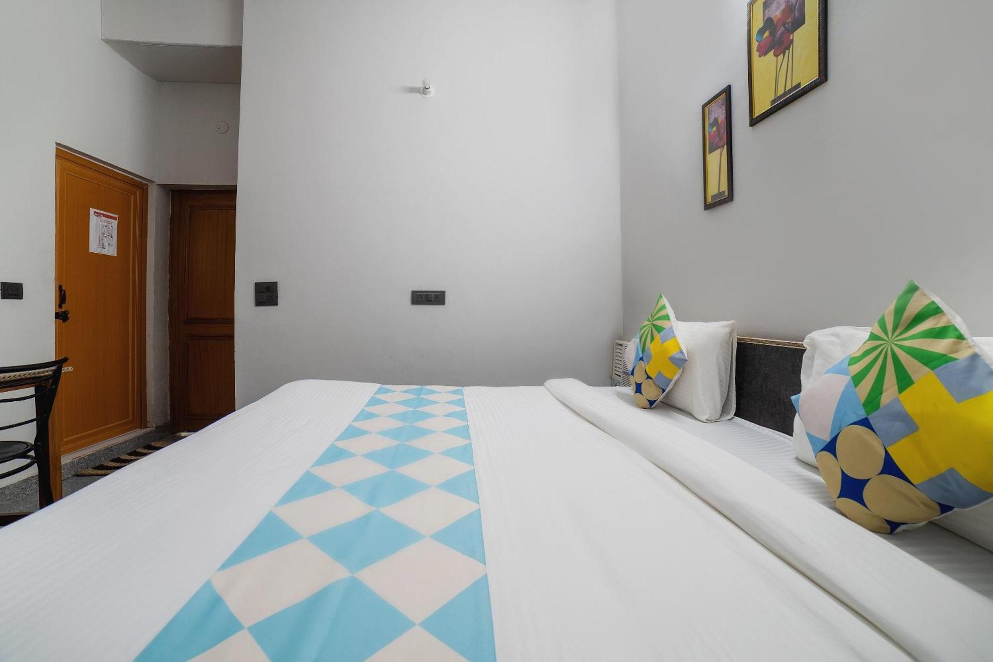 Hotel O Home Gautam Homestay Dehradun Ngoại thất bức ảnh